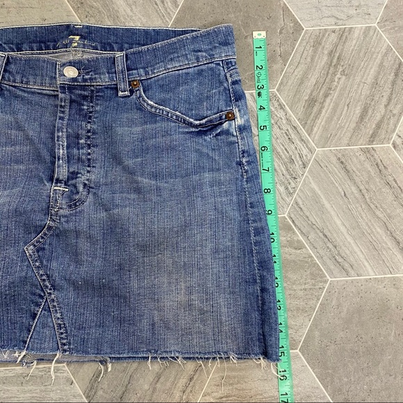 7 For All Mankind Denim Raw Hem Skirt - 27 - Picture 4 of 6